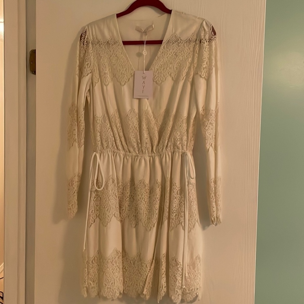 WAYF DRESS- SIZE MEDIUM- off white lace- NWT